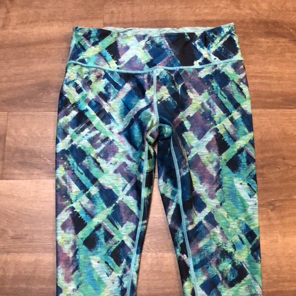 Danskin Reversible Blue Aqua Cropped Leggings size Small Medium - Picture 3 of 10